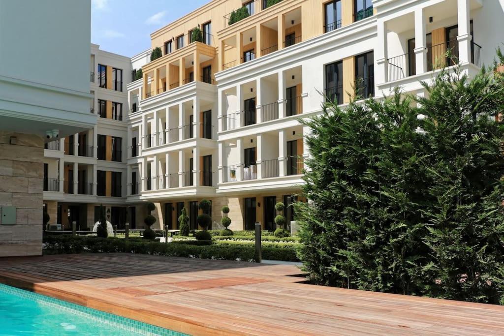 Apartment In Evargreen Complex With Terrace ヴァルナ エクステリア 写真