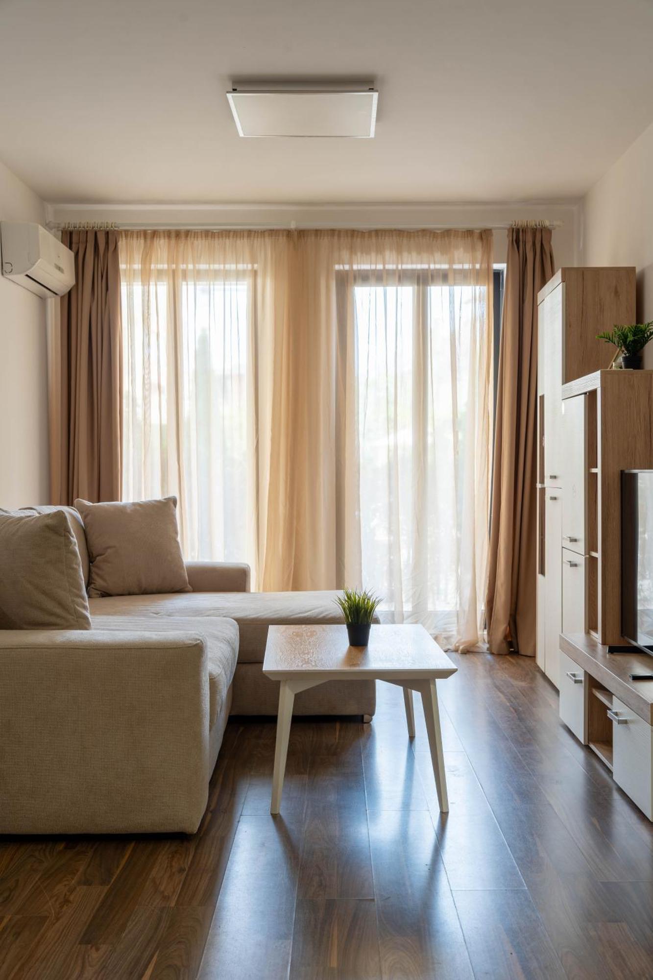 Apartment In Evargreen Complex With Terrace ヴァルナ エクステリア 写真